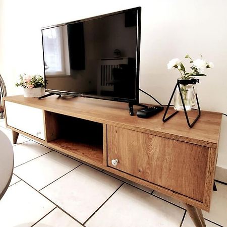Logement Entier Proche Tribunaux ドゥエー エクステリア 写真