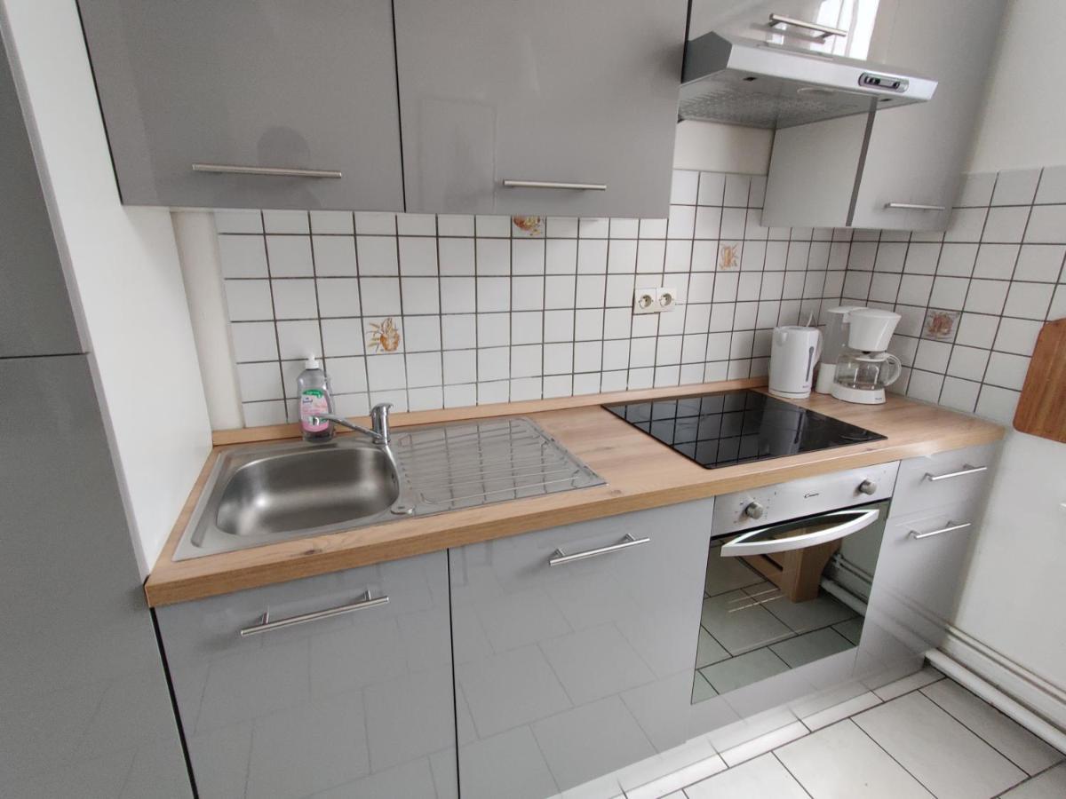 Logement Entier Proche Tribunaux ドゥエー エクステリア 写真